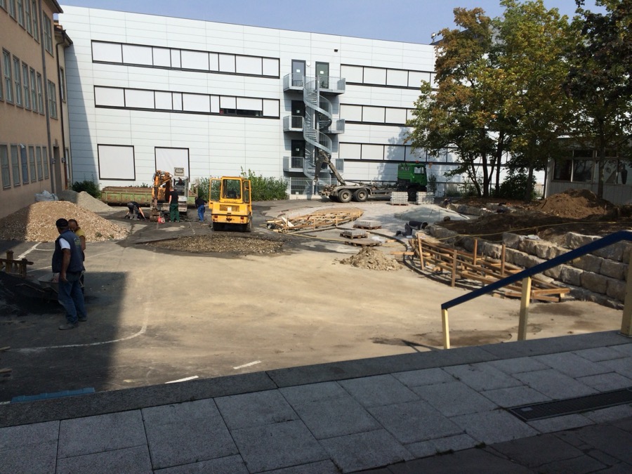 Neugestaltung des Pausenhofs